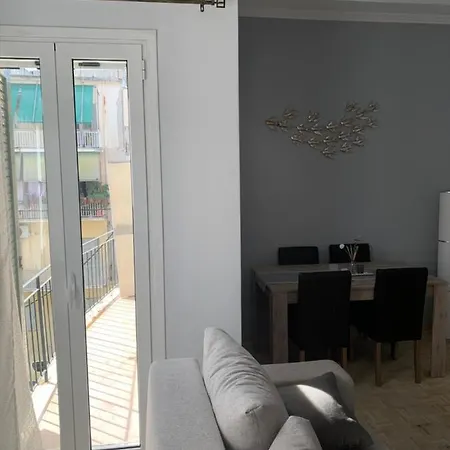 Corfu Town Basic Apartment