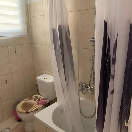 Corfu Town Basic Apartment